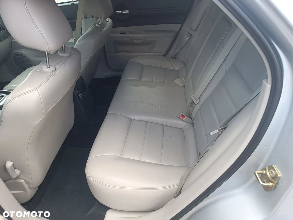 Dodge Magnum 5.7 V8 - 14