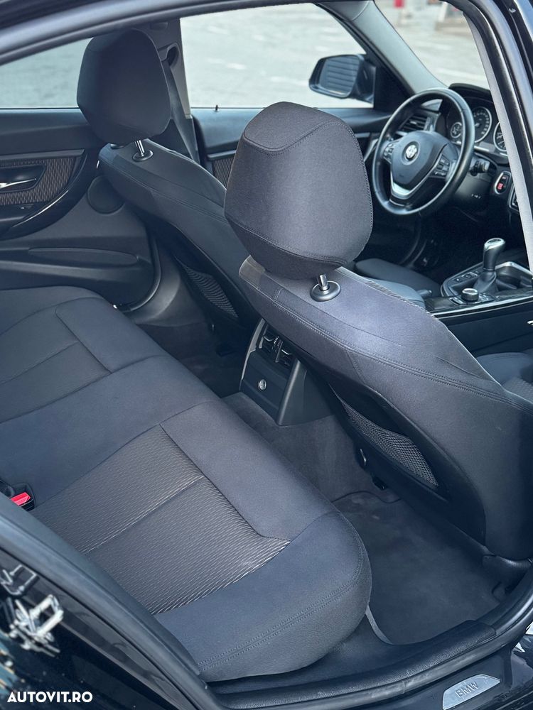 BMW Seria 3 320d Luxury Line - 10