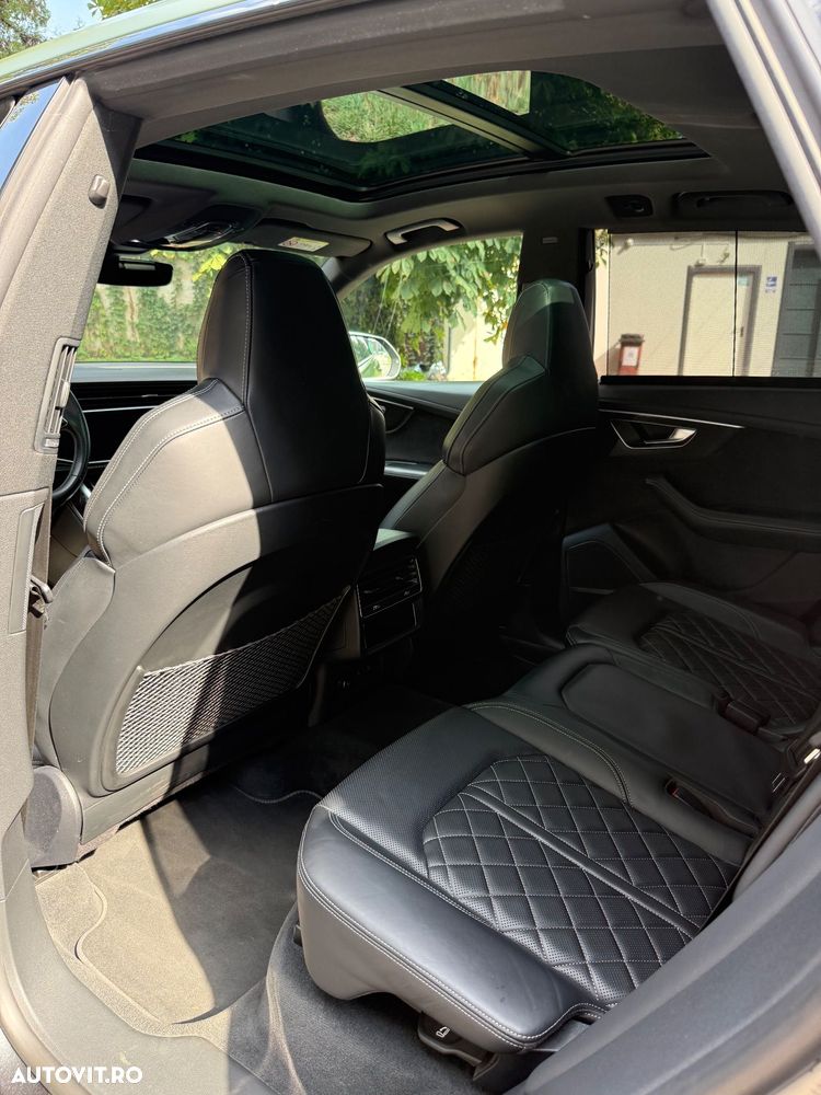 Audi SQ8 - 11