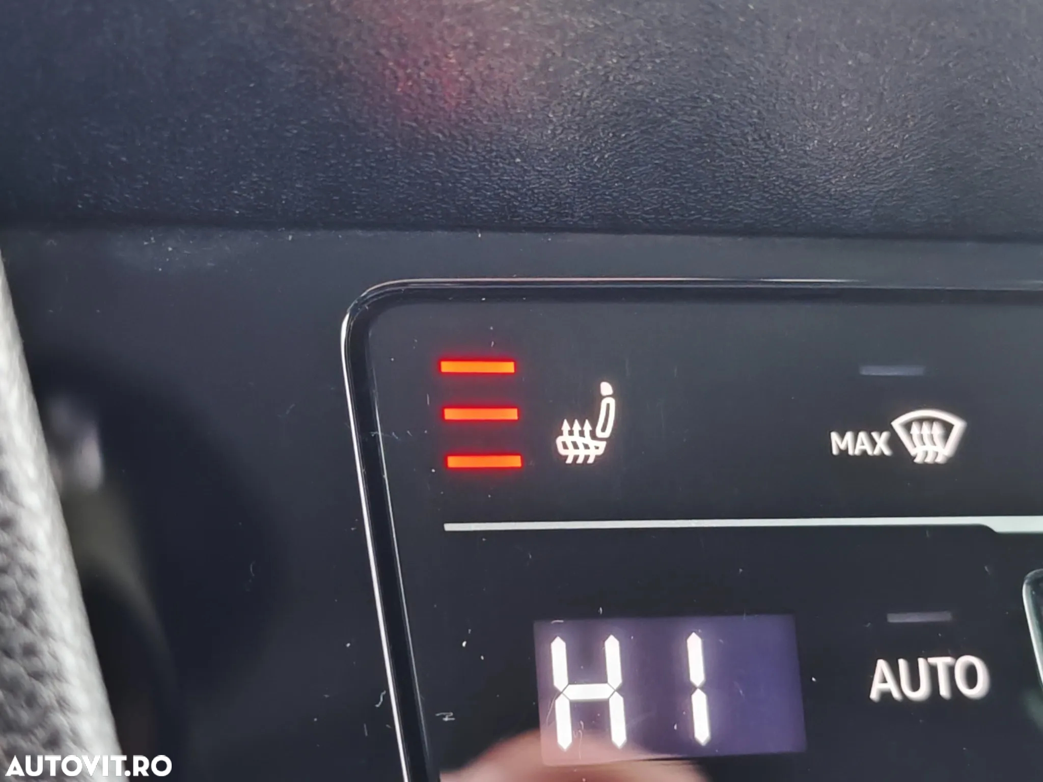 Volkswagen Passat - 16