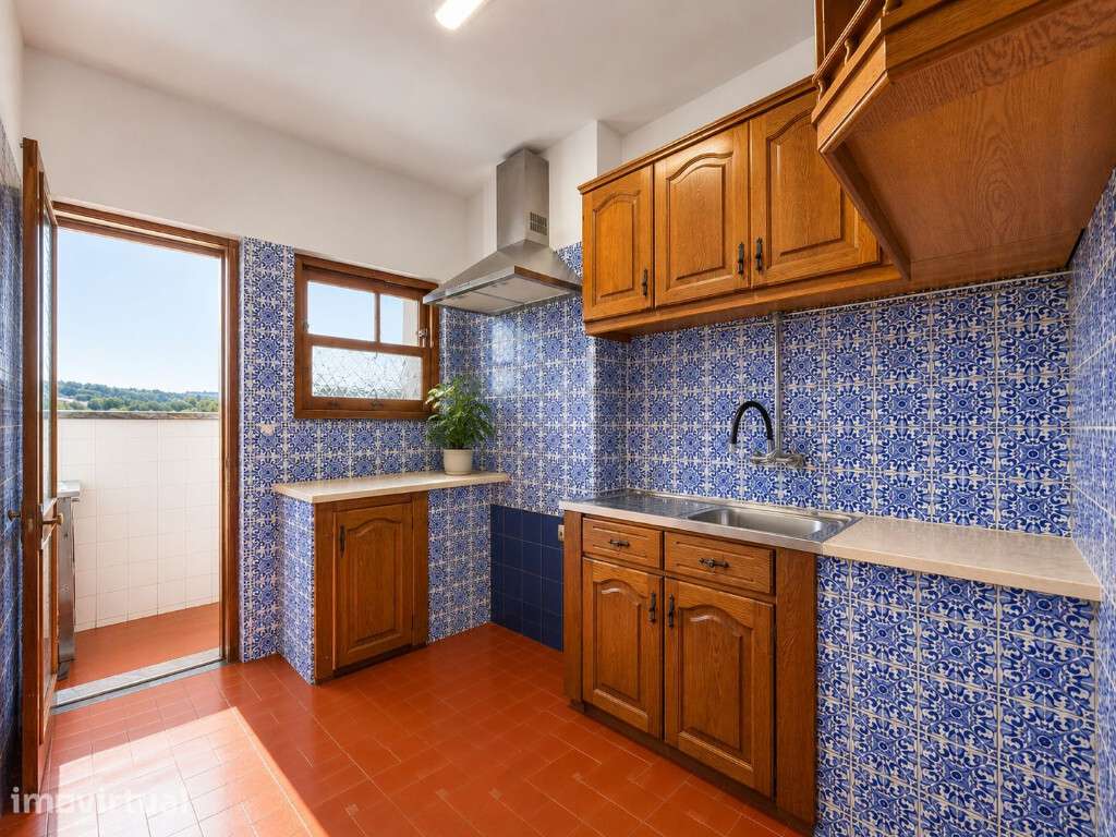Apartamento T3+Sotão+G,Solum, Coimbra - Grande imagem: 5/25