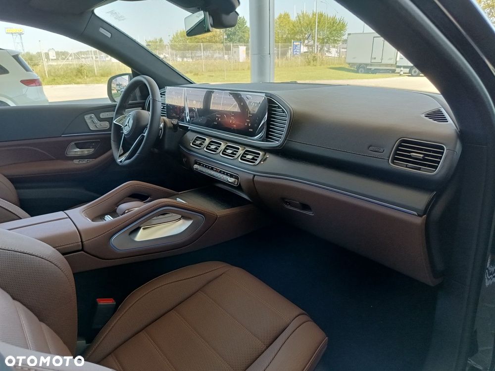 Mercedes-Benz GLE - 11