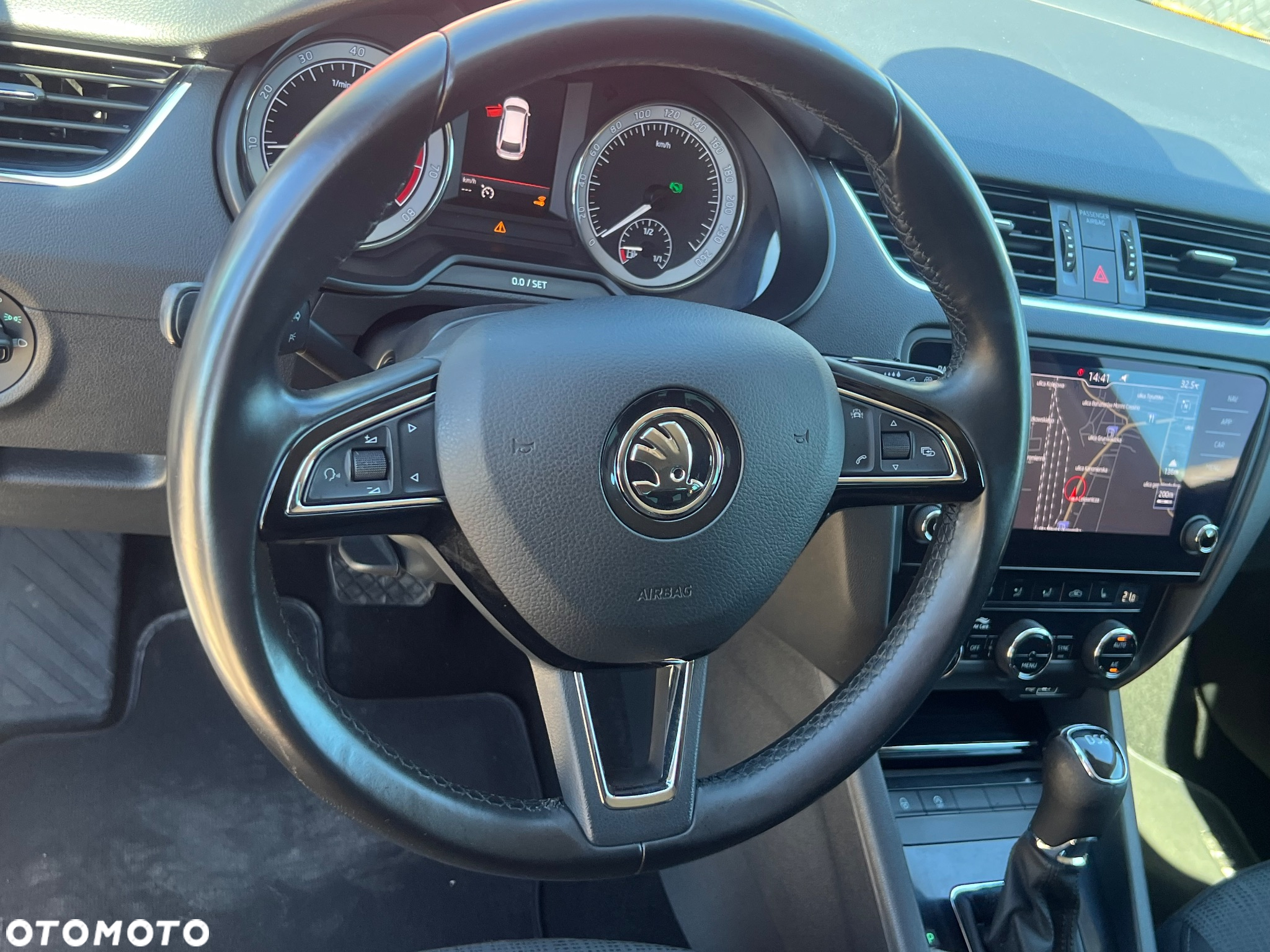 Skoda Octavia - 23
