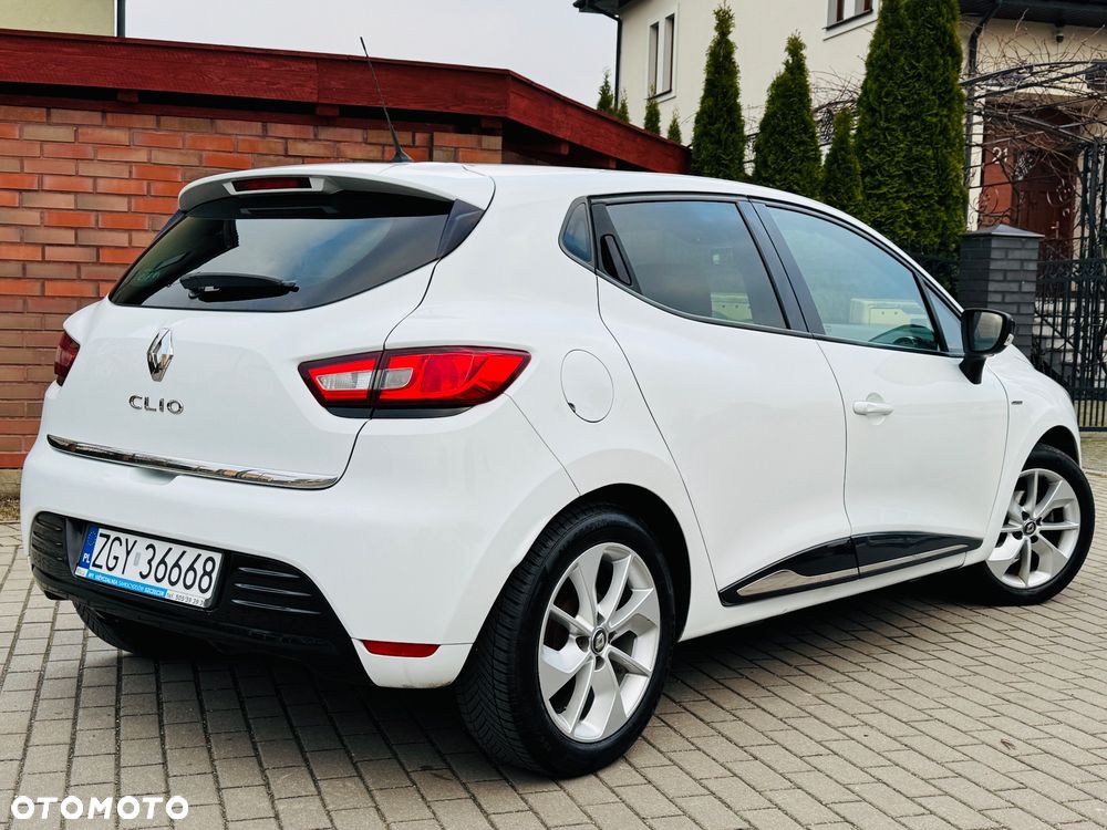 Renault Clio 1.2 16V Limited Plus - 4