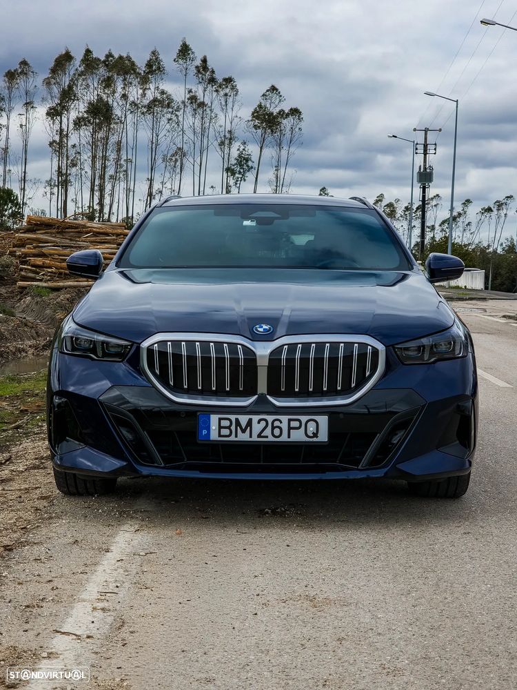 BMW 530 e Pack Desportivo M - 4