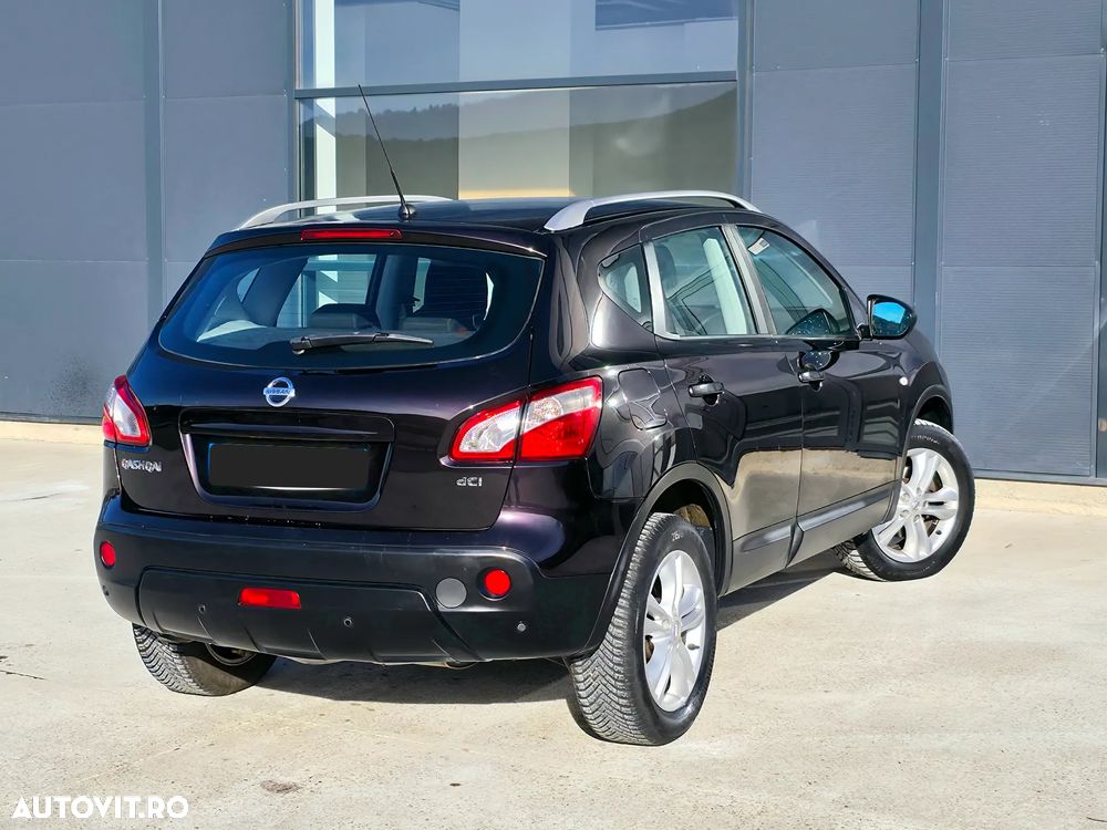 Nissan Qashqai 2.0 dCi DPF 4x4 tekna - 3