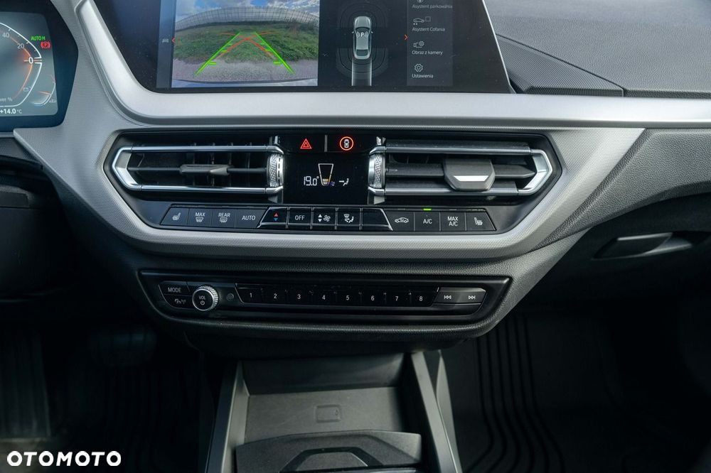 BMW Seria 2 - 21