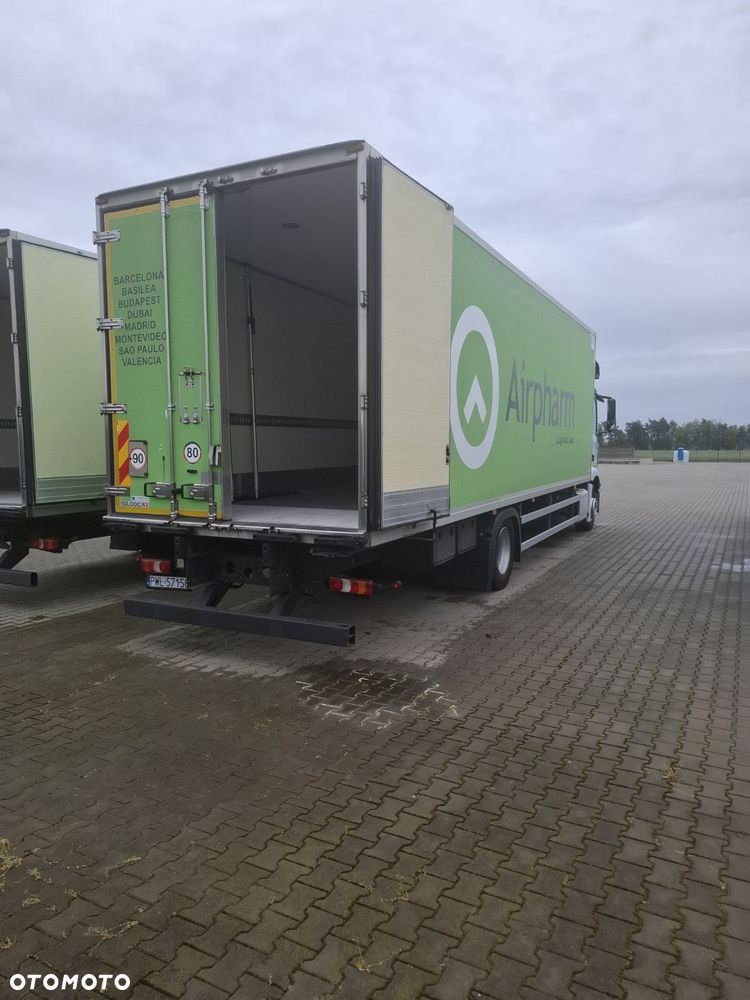 Mercedes-Benz Actros - 5