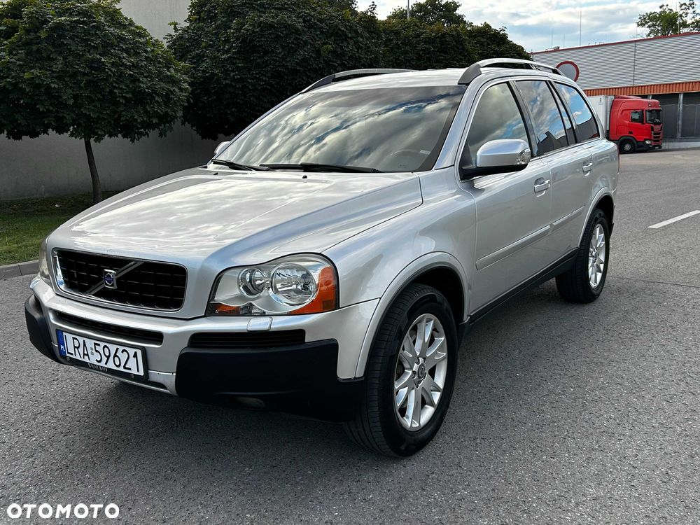 Volvo XC 90 - 1