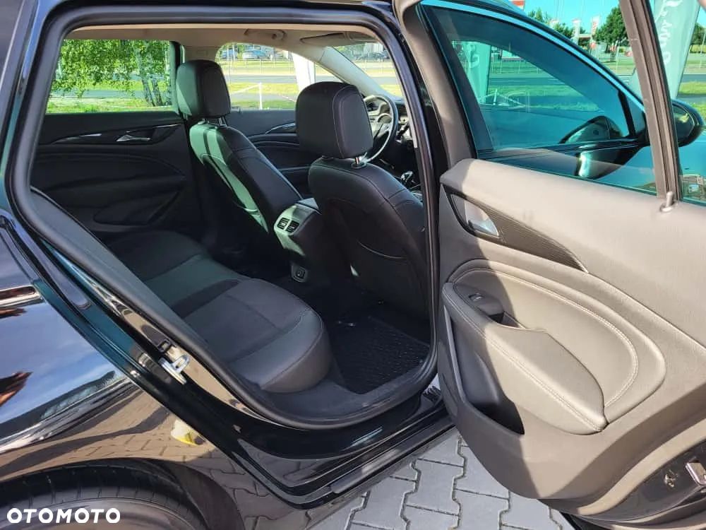Opel Insignia 2.0 CDTI Executive S&S - 29