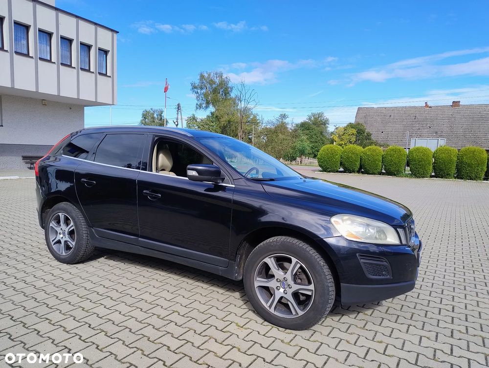 Volvo XC 60 2.4D AWD - 10