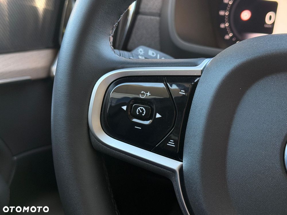 Volvo XC 90 - 17