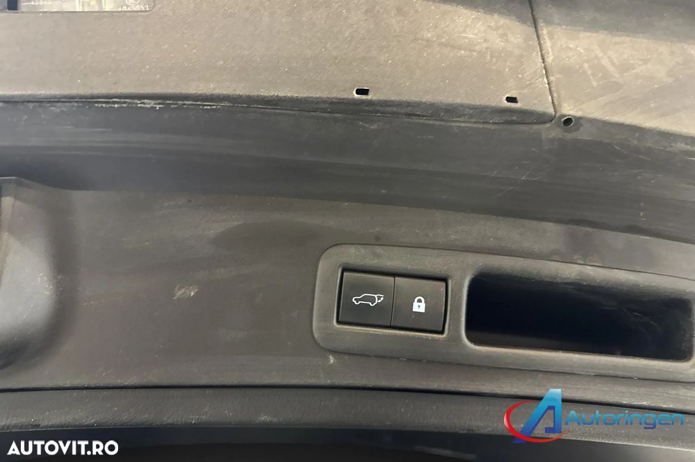 Lexus UX 250h 2.0L HEV 20H- (178 HP) 4X4 CVT Special Edition - 9