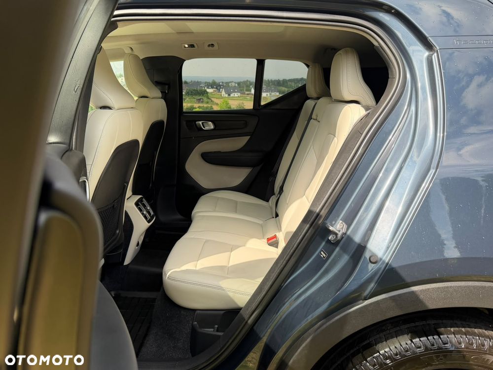 Volvo XC 40 T5 AWD Inscription - 33