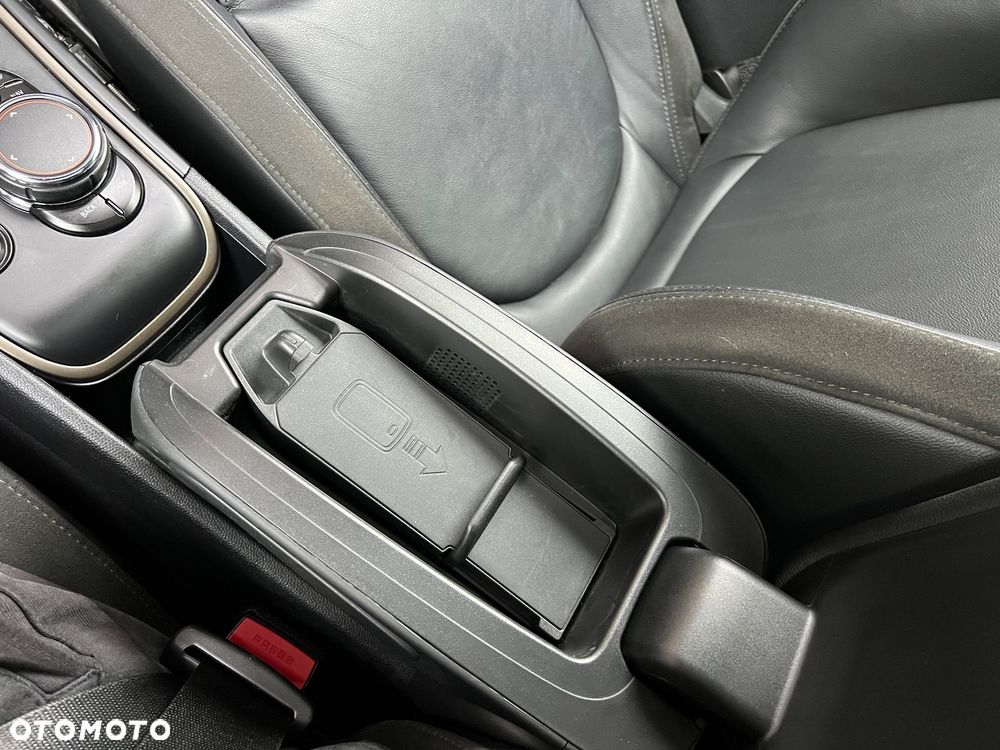 MINI John Cooper Works ALL4 sport - 32