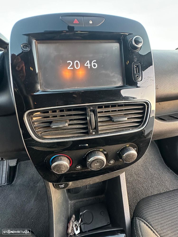 Renault Clio Energy TCe 90 Start & Stop LIMITED 2018 - 4