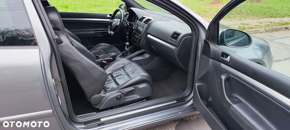 Volkswagen Golf 2.0 GTI - 8