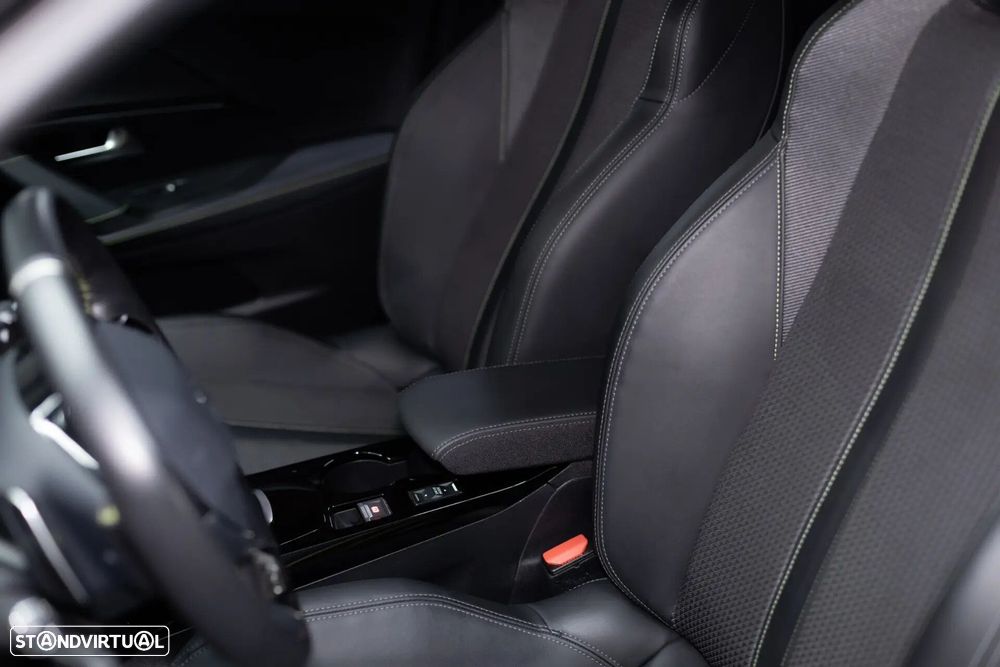 Peugeot 2008 1.5 BlueHDi GT Line EAT8 - 43