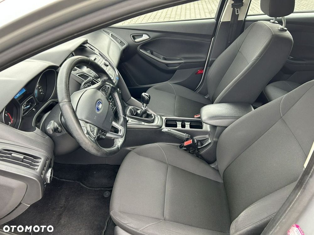 Ford Focus - 5