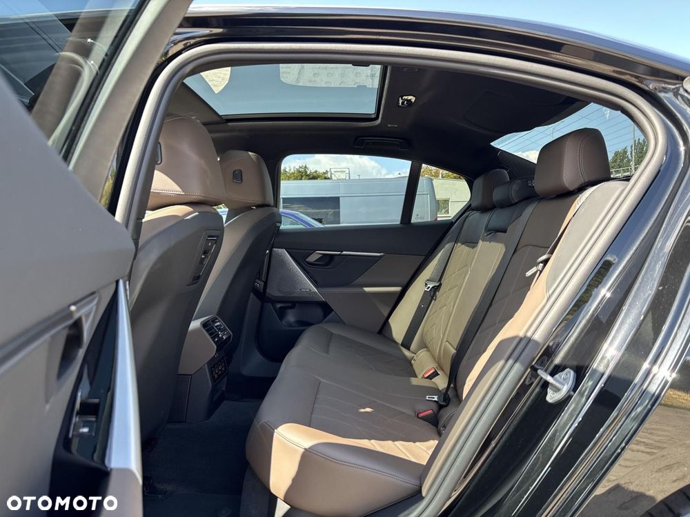 BMW Seria 5 - 15