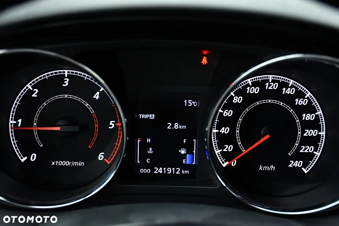 Mitsubishi ASX 1.8 DI-D 2WD Intense - 20