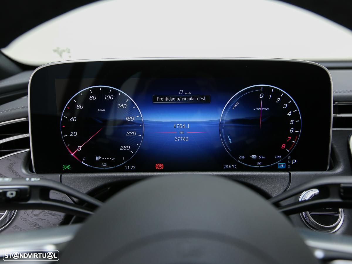 Mercedes-Benz E 300 T 9G-TRONIC AMG Line - 24