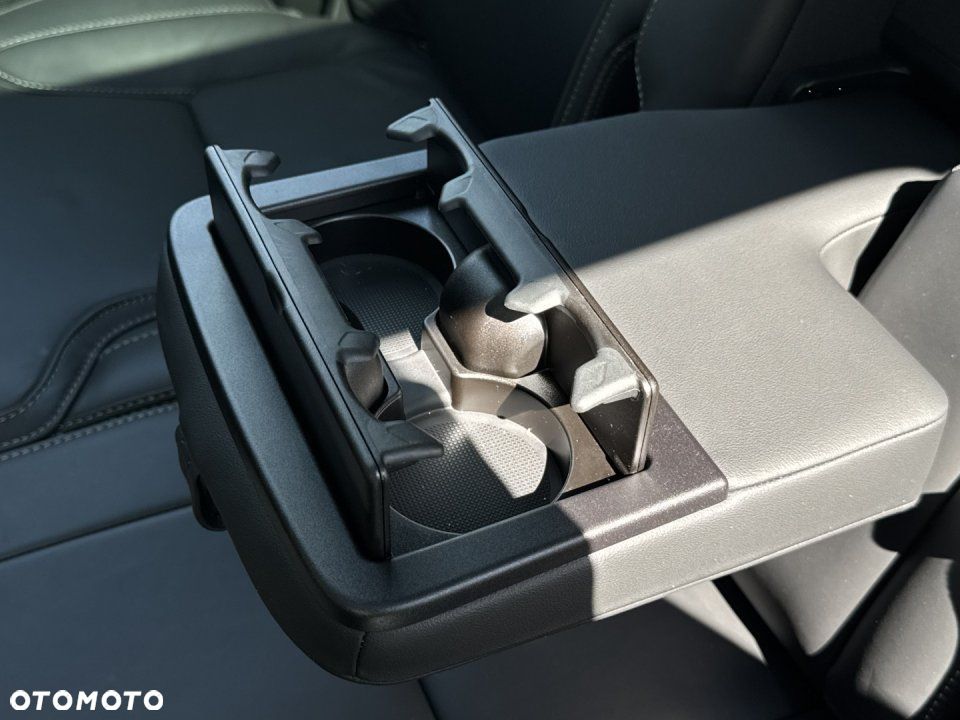 Volvo XC 90 - 13