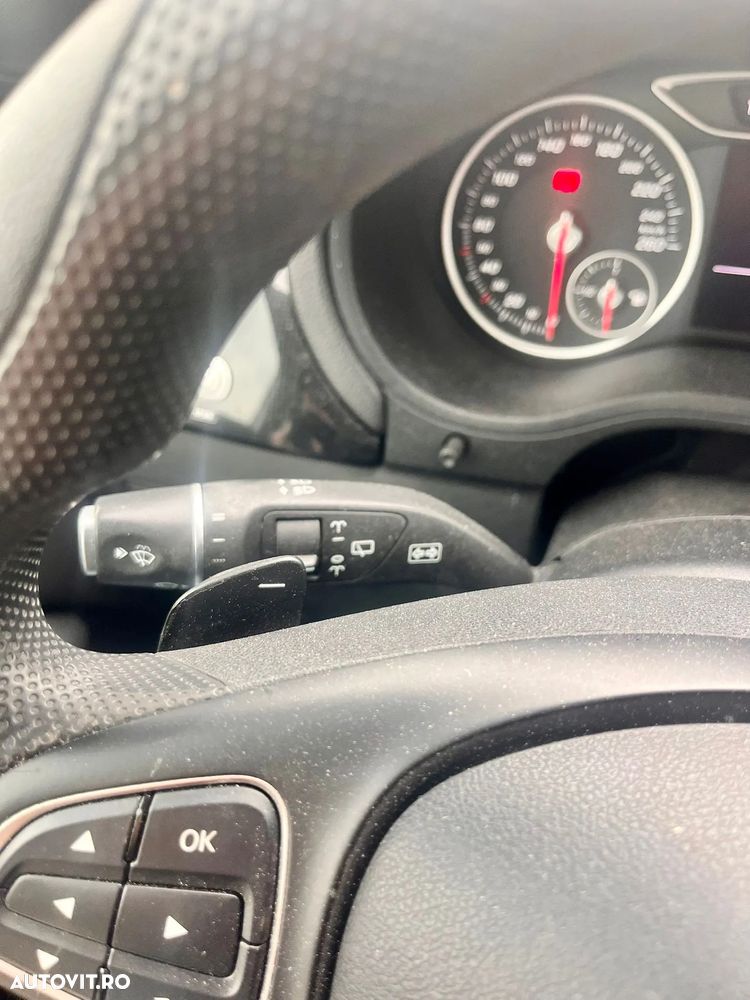 Mercedes-Benz B 220 - 9