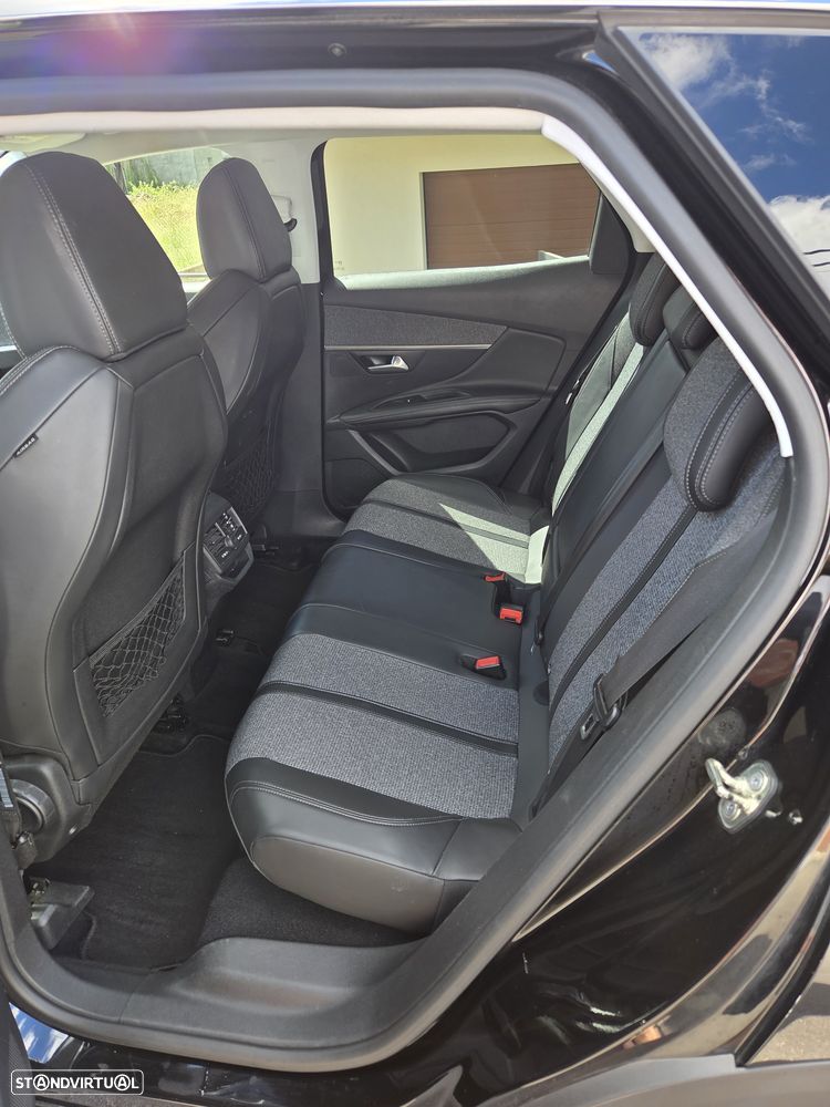 Peugeot 3008 BlueHDi 130 Stop & Start EAT8 Allure - 7