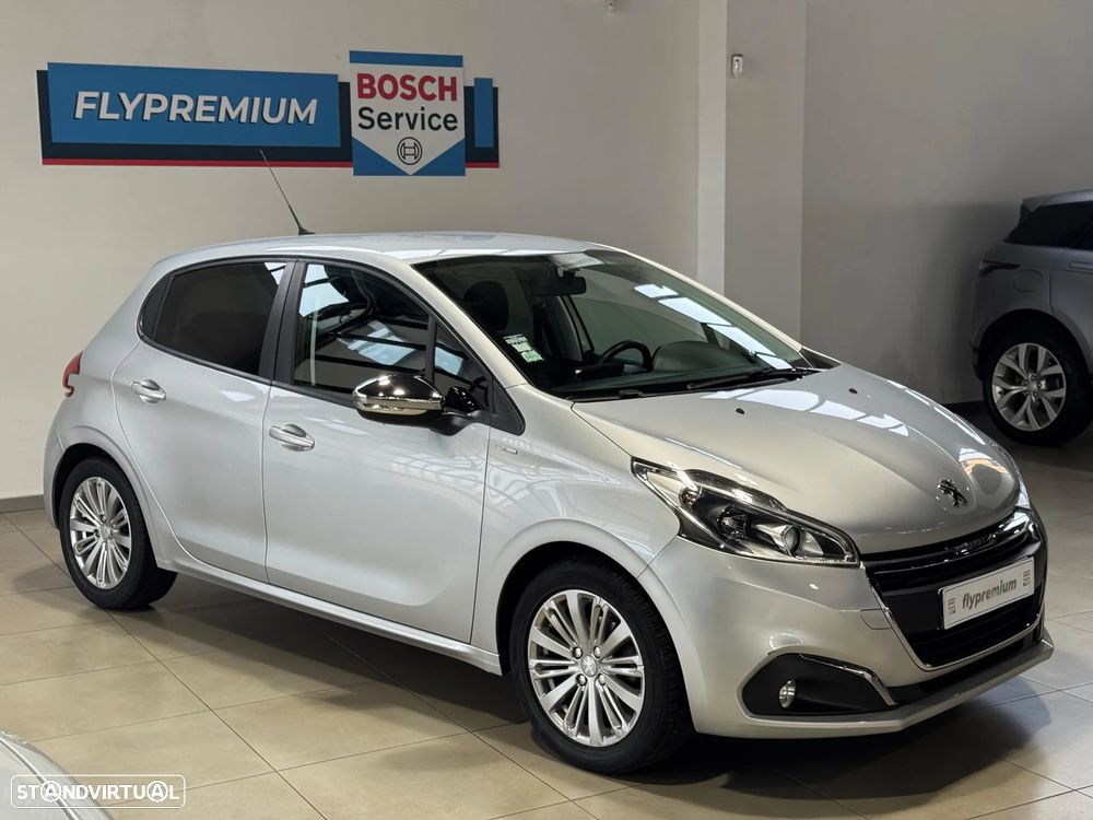 Peugeot 208 1.2 PureTech Style - 2