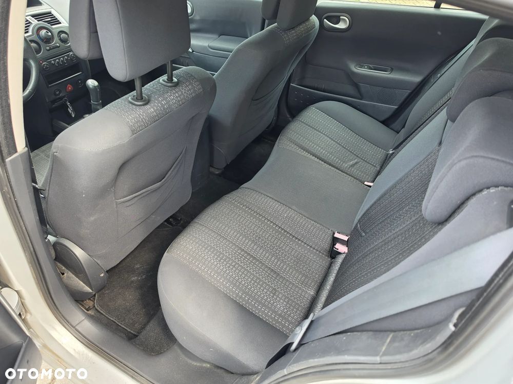 Renault Megane 1.6 16V Air - 6