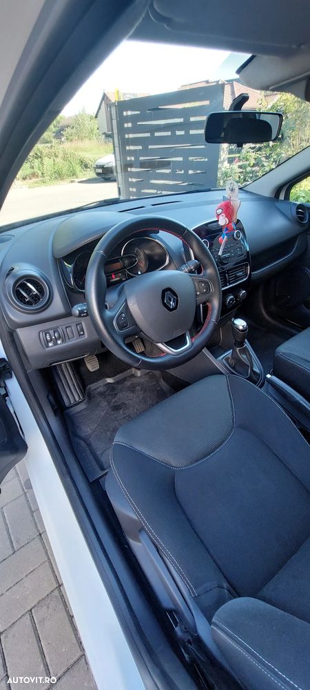 Renault Clio - 7