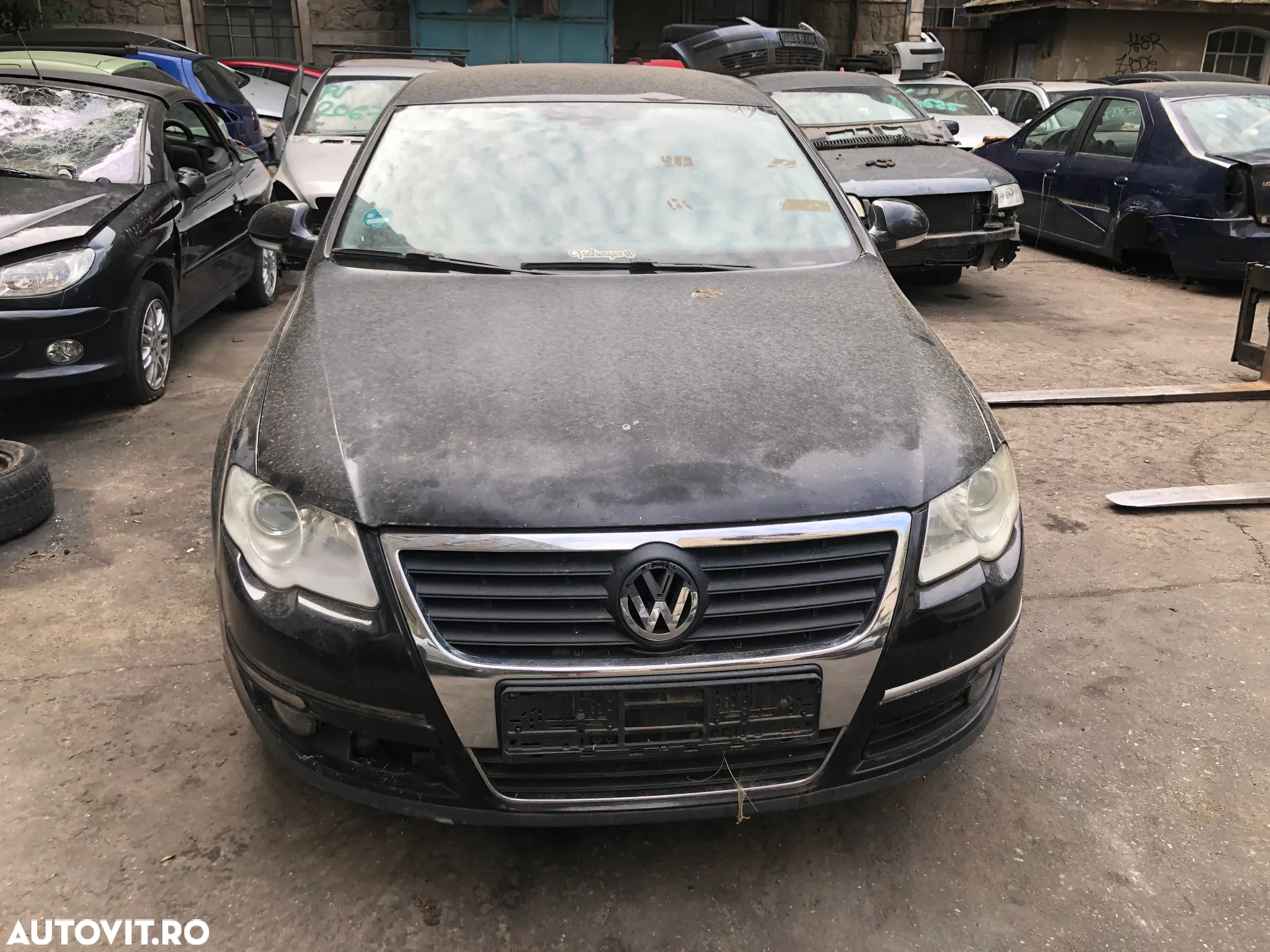 Dezmembrez Volkswagen Passat B6 berlina negru 2.0 tdi BKP - 4
