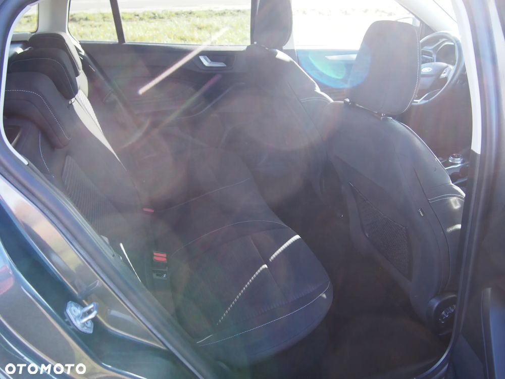 Ford Focus SW 1.5 EcoBoost Trend Edition Business - 14