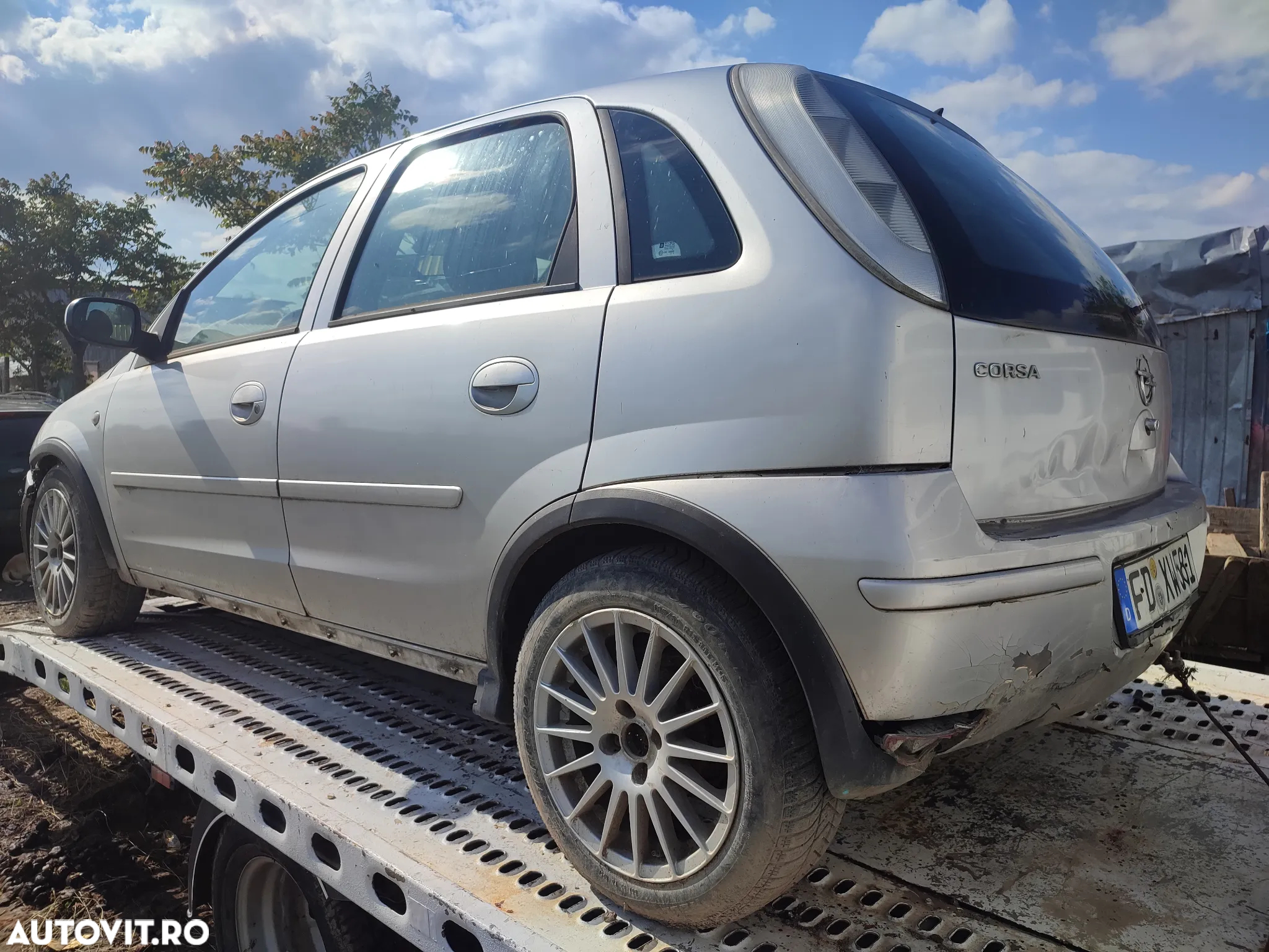 Dezmembrez opel corsa c - 13