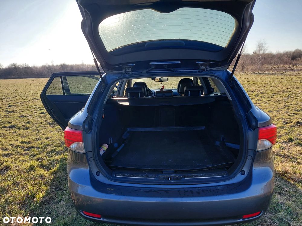 Toyota Avensis 1.8 Edition (2014) - 7