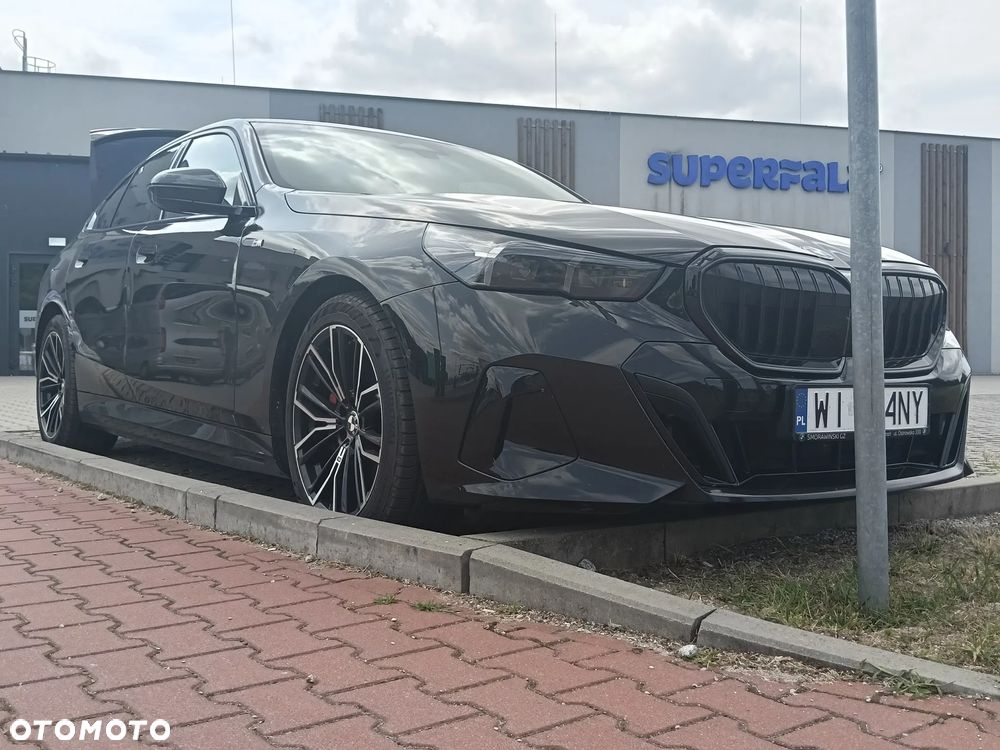 BMW Seria 5 530e PHEV M Sport - 3