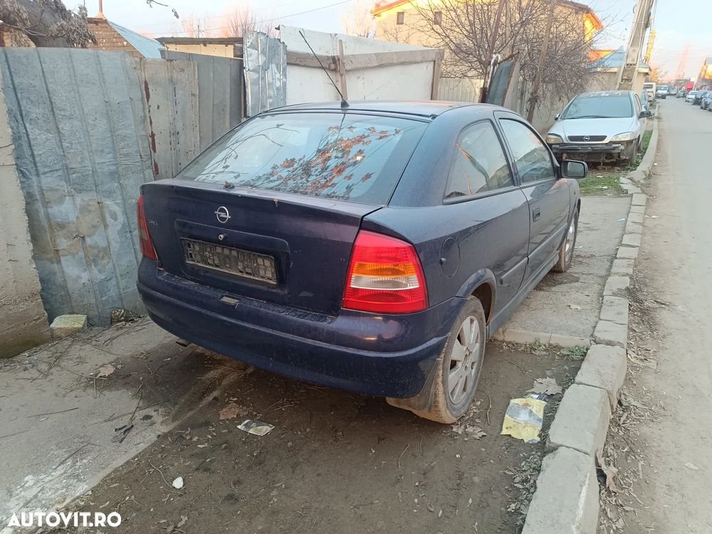 Dezmembrez Opel Astra g - 5