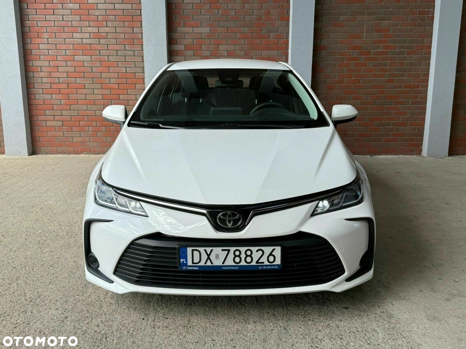 Toyota Corolla - 2
