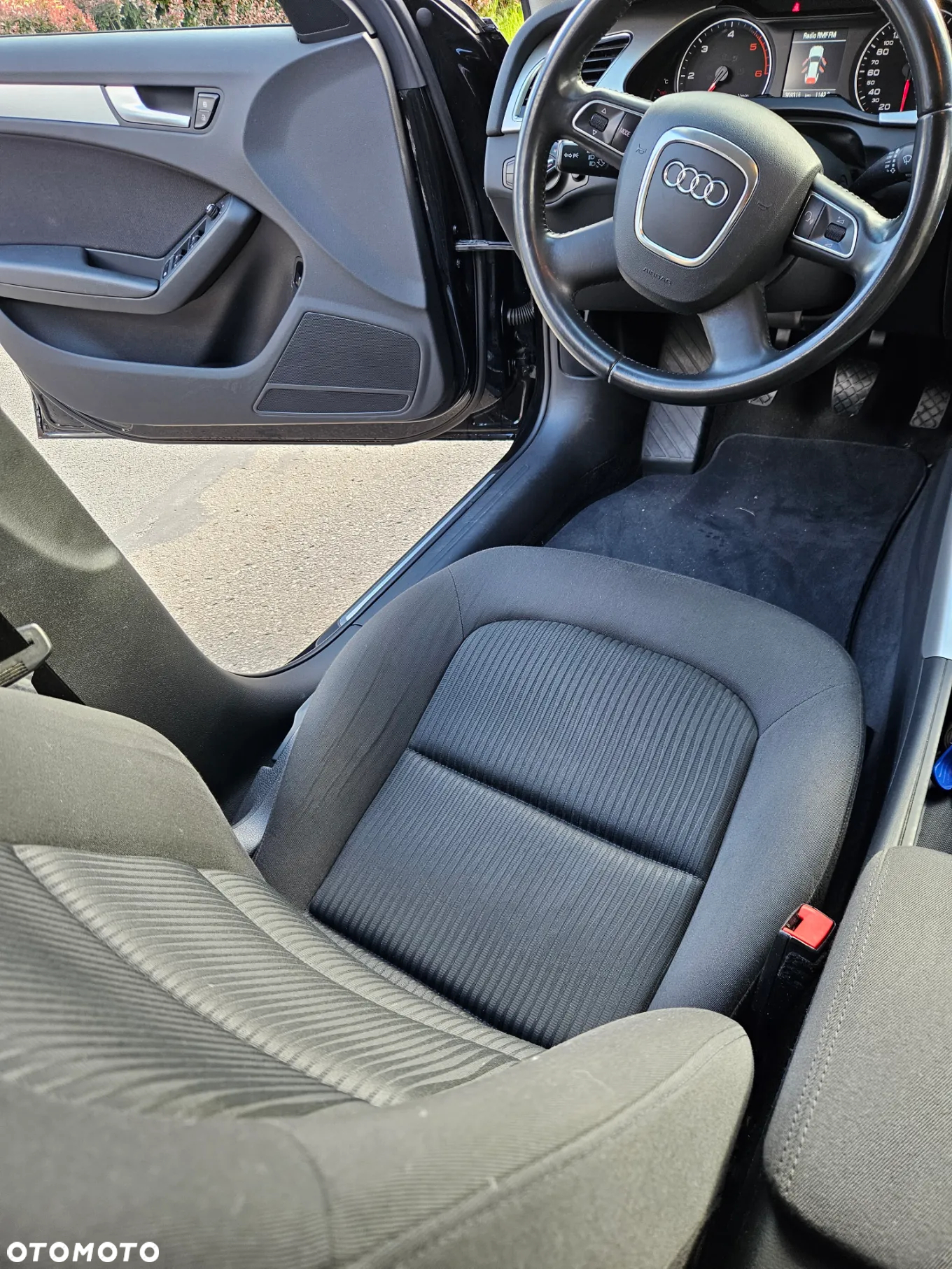Audi A4 Avant 2.0 TDI DPF Ambition - 23