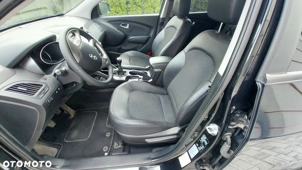 Hyundai ix35 - 13