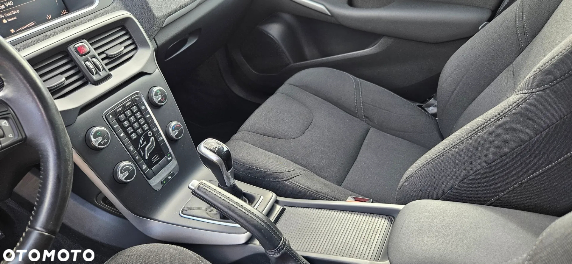 Volvo V40 D2 - 30