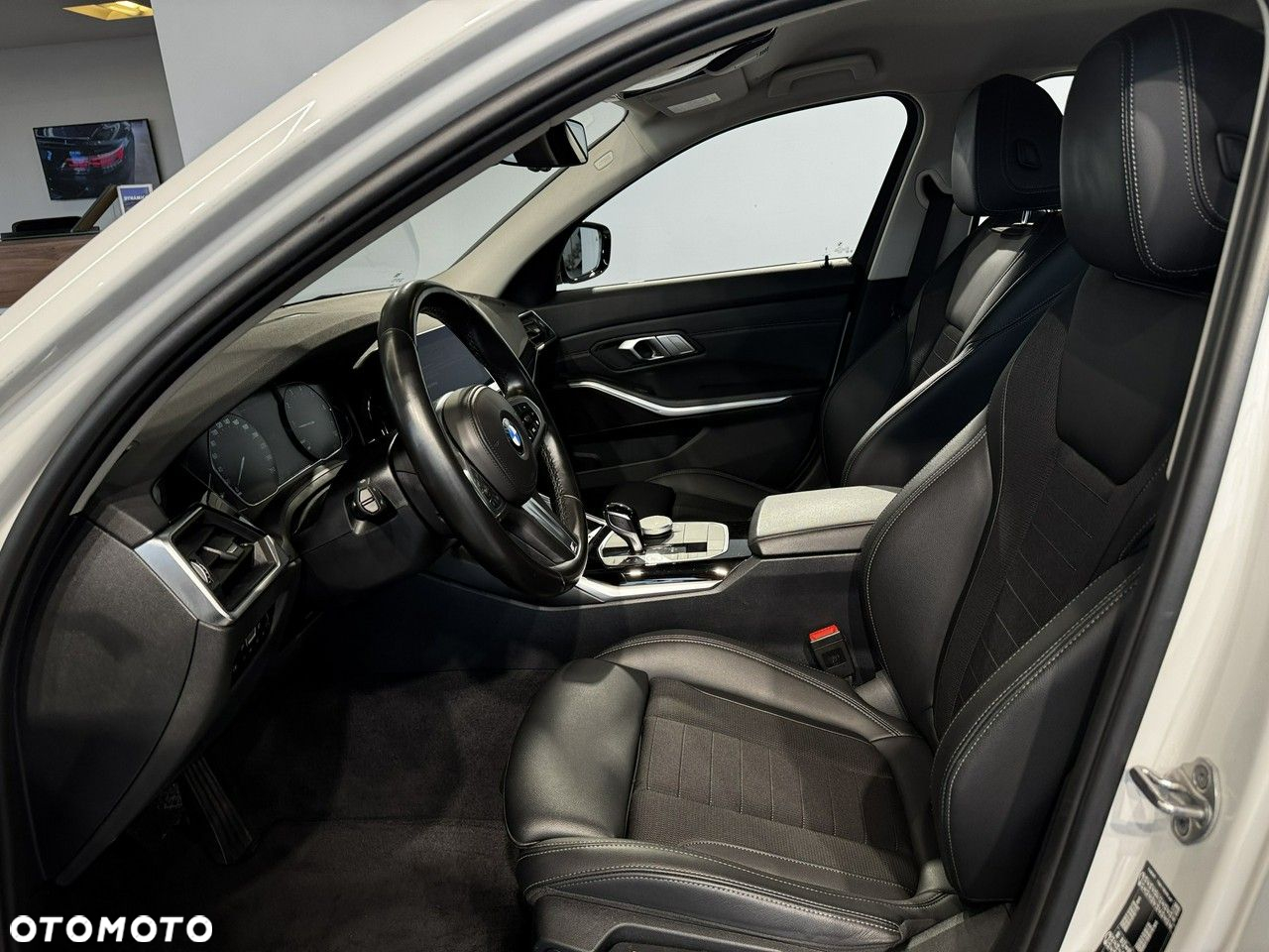 BMW Seria 3 - 15