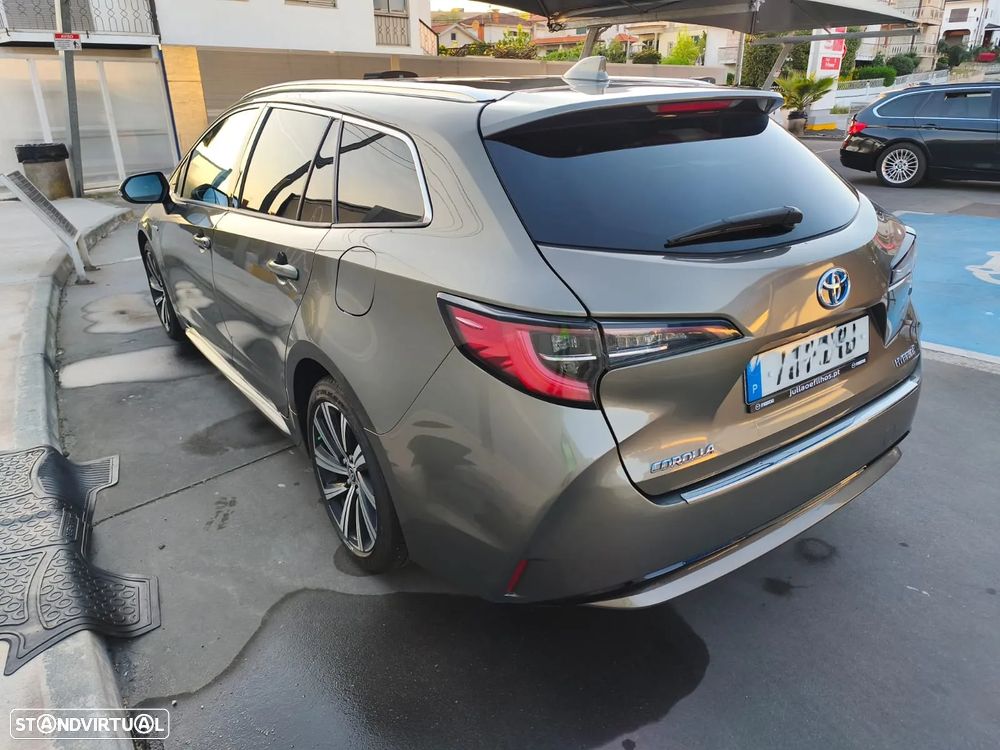 Toyota Corolla Touring Sports 1.8 Hybrid Comfort+P.Sport - 13