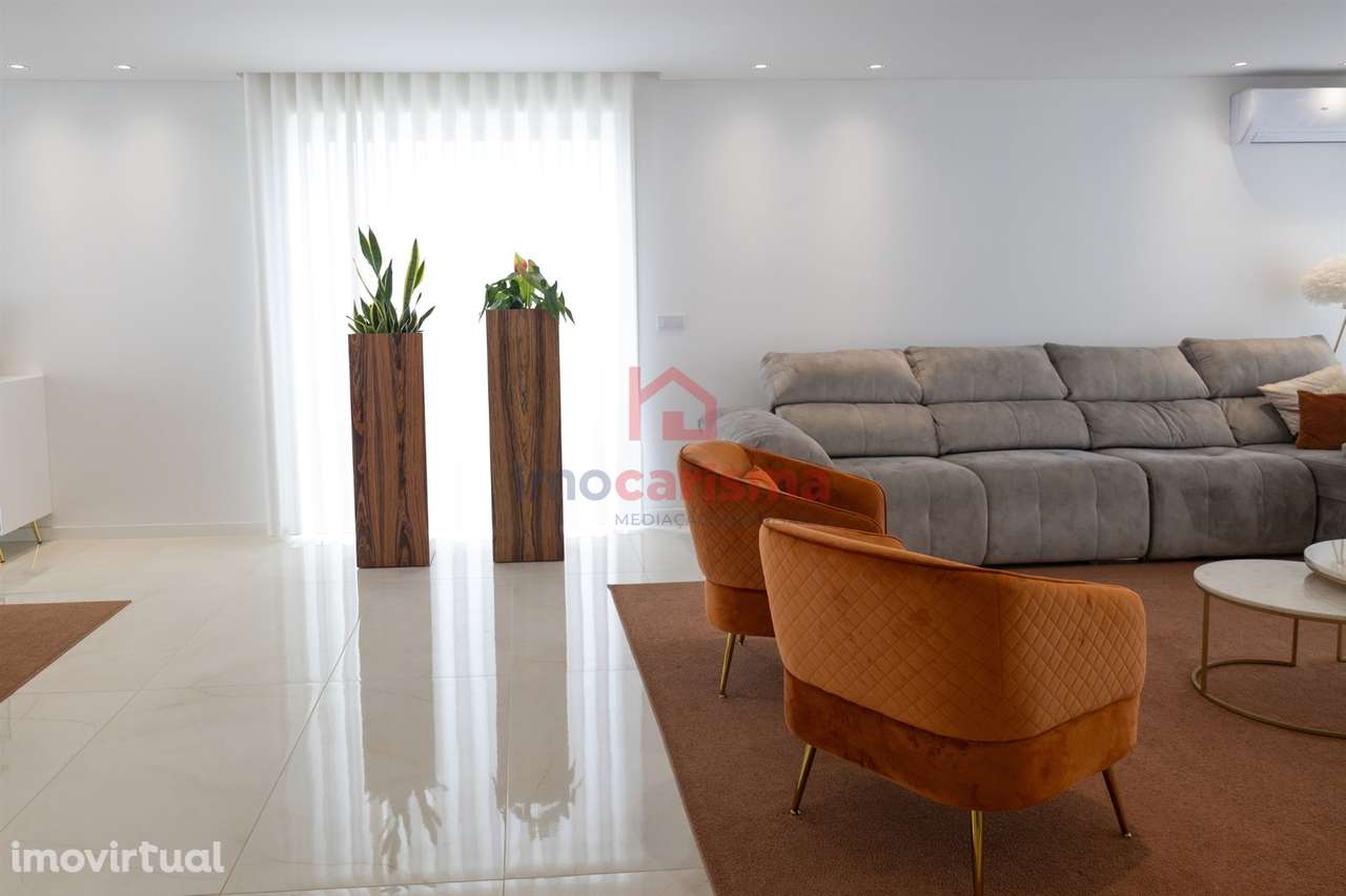 Moradia de Luxo T3 em Mancelos, Amarante - Grande imagem: 4/47