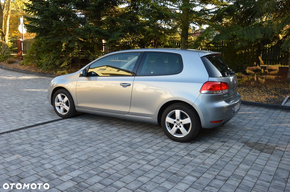 Volkswagen Golf - 17