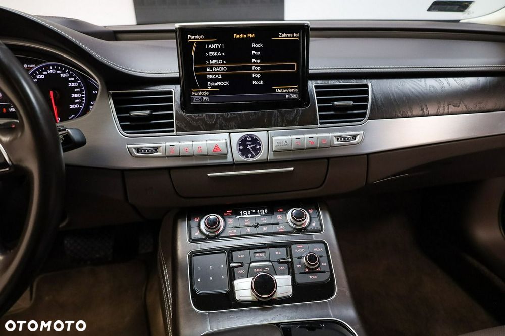 Audi A8 - 27
