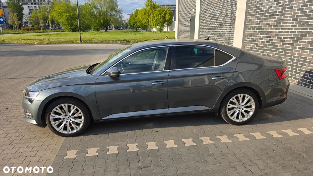 Skoda Superb 2.0 TDI SCR Ambition DSG - 5