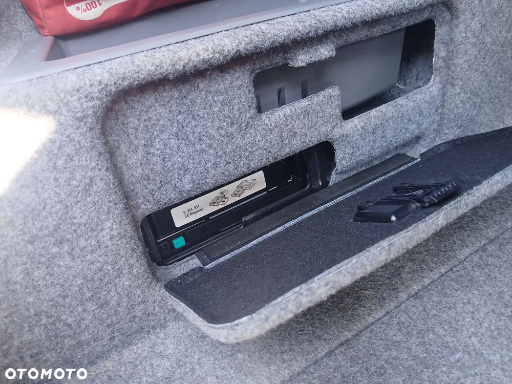 BMW Seria 3 325d - 35