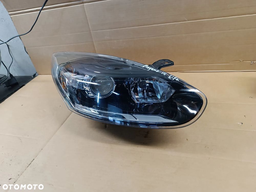 LAMPA PRZÓD PRZEDNIA PRAWA RENAULT MEGANE III LIFT 260106129R EUROPA IGŁA - 4